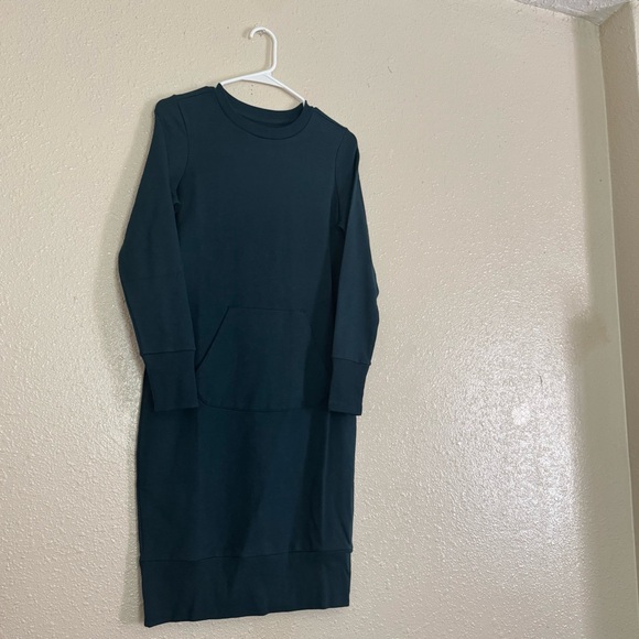 Universal Standard Bree Sweatshirt Dress in Deep Sea - Picture 7 of 7